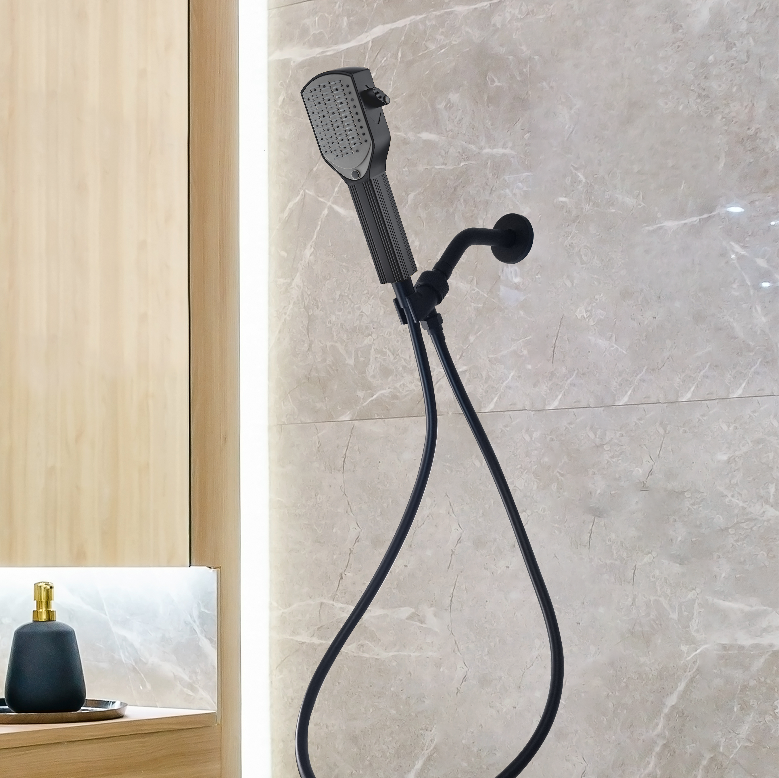 MineralStream Detangler Comb Shower Head